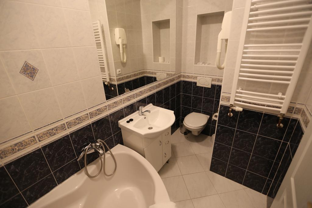 Donatello Hotel 3*