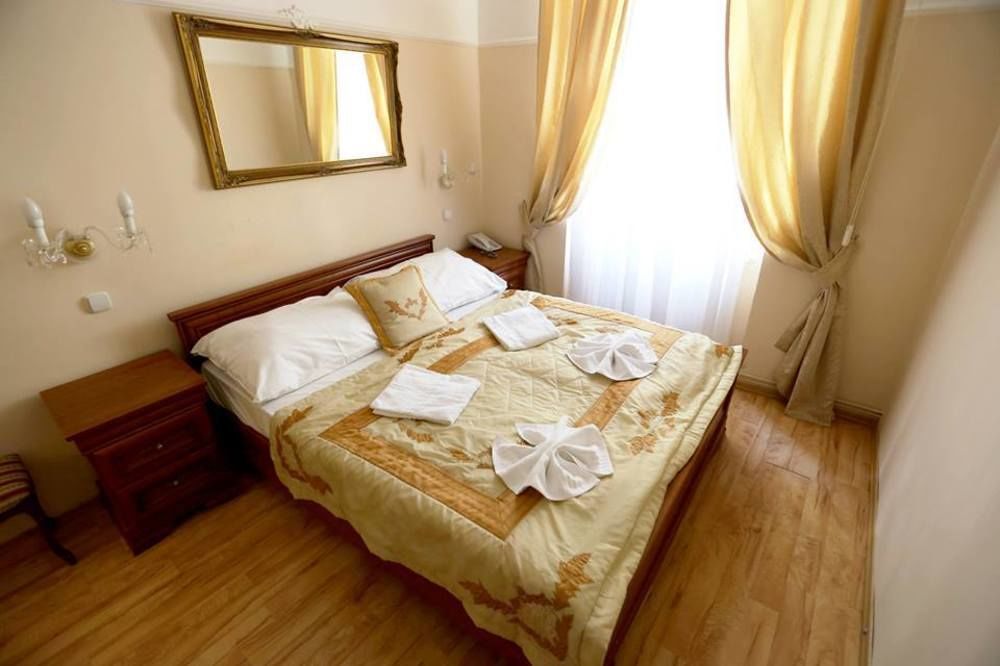 Donatello Hotel 3*