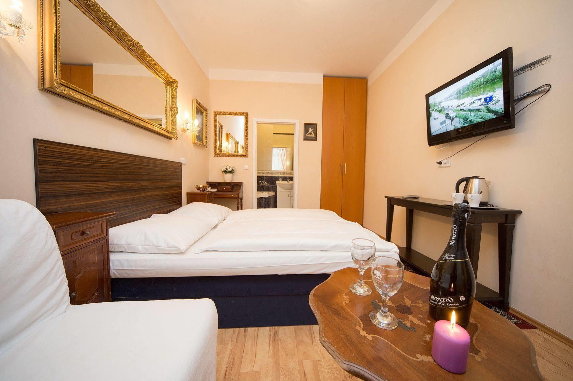 Hotel Donatello 3*