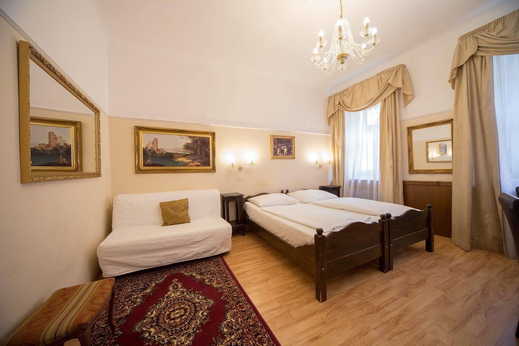 Donatello Hotel Prague